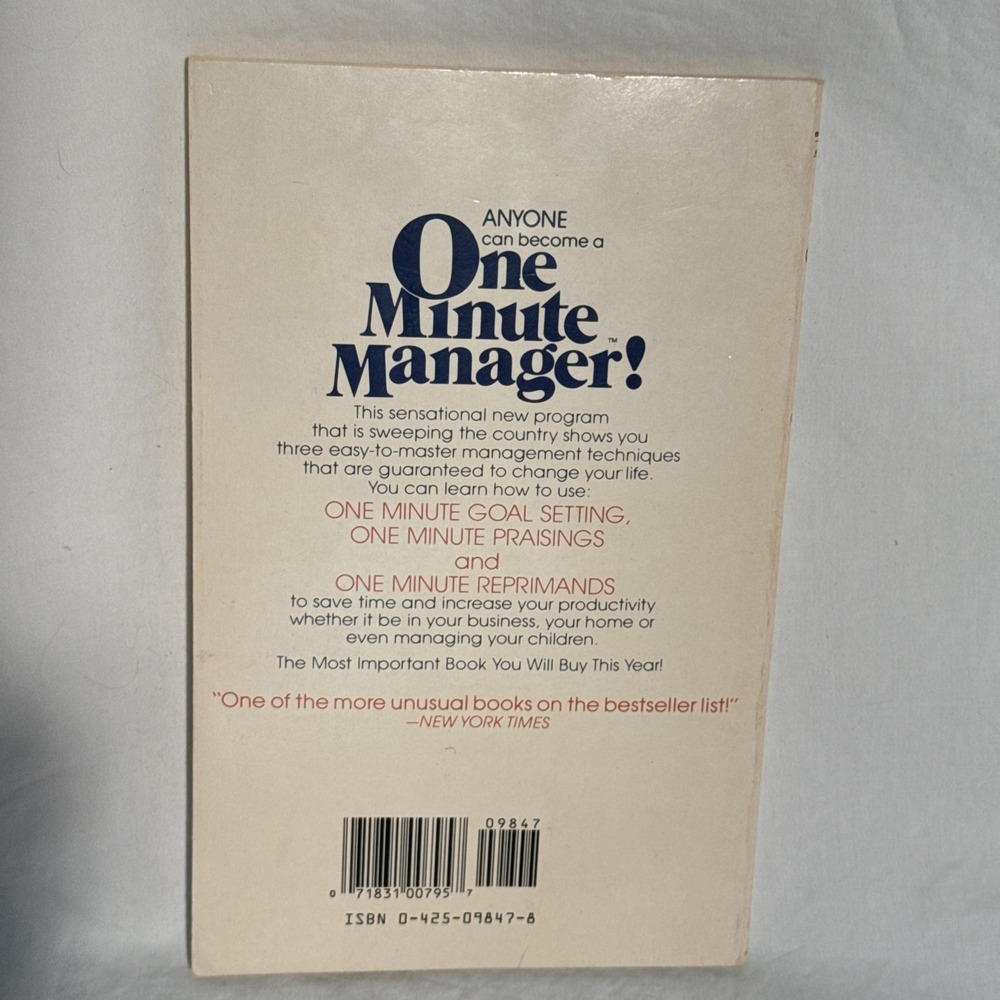 The One Minute Manager - Paperback By Blanchard & Johnson - GOOD - Picture 2 of 2